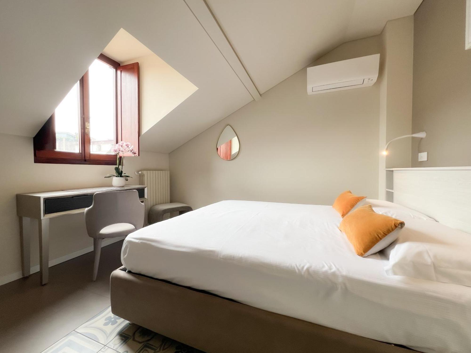 Comecasa 10 Minutes Walk From Duomo 2 Bedroom Apartment Милано Екстериор снимка