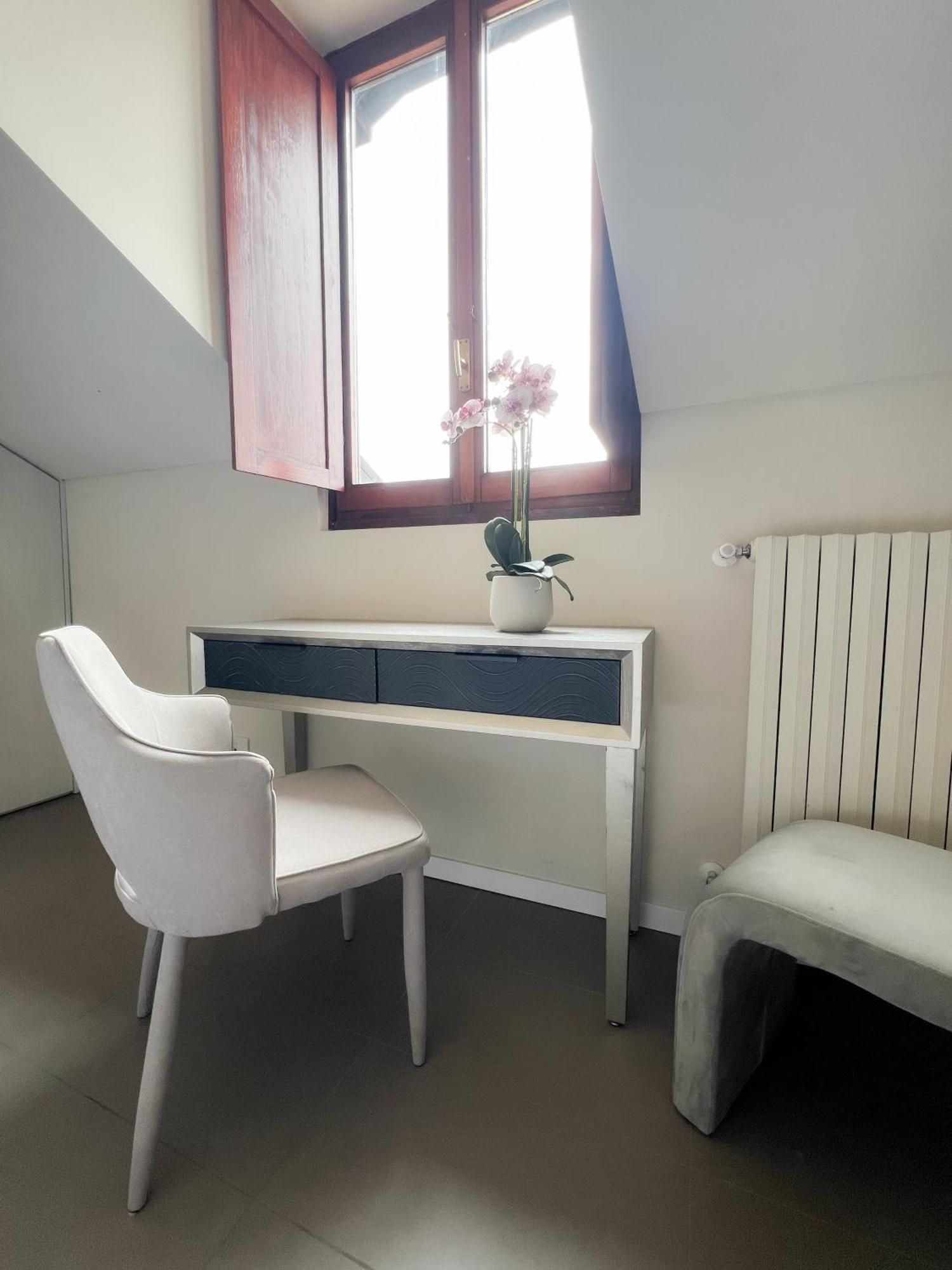 Comecasa 10 Minutes Walk From Duomo 2 Bedroom Apartment Милано Екстериор снимка