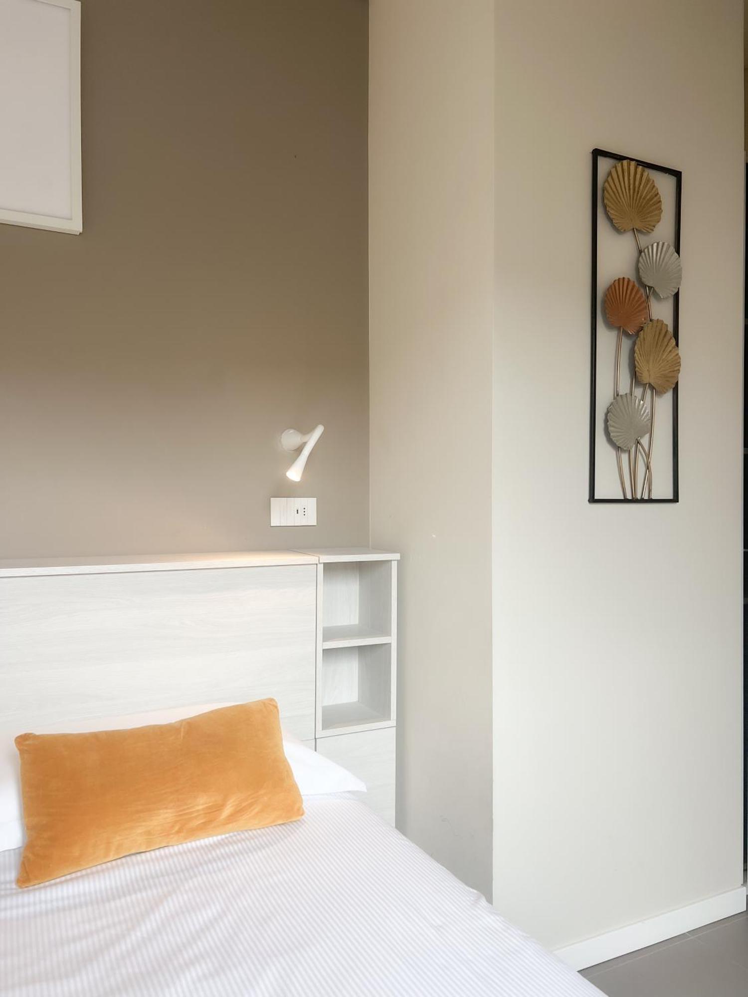 Comecasa 10 Minutes Walk From Duomo 2 Bedroom Apartment Милано Екстериор снимка