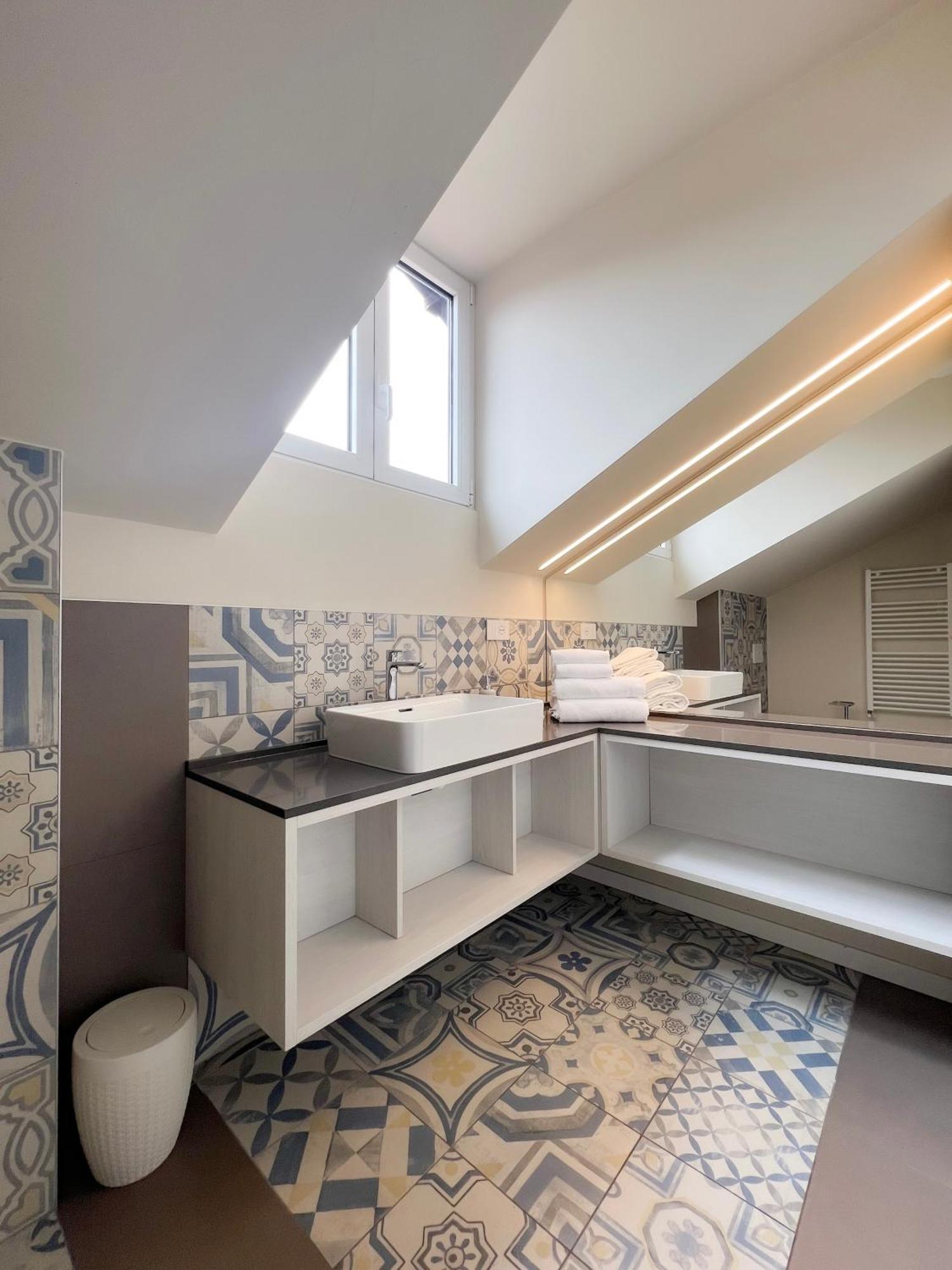 Comecasa 10 Minutes Walk From Duomo 2 Bedroom Apartment Милано Екстериор снимка
