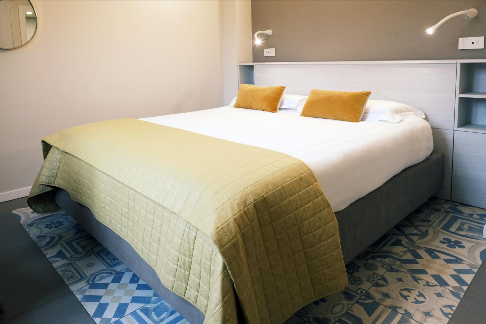 Comecasa 10 Minutes Walk From Duomo 2 Bedroom Apartment Милано Екстериор снимка